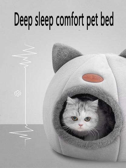 Winter Cat Bed & Small Dog House - Cozy Pet Cave